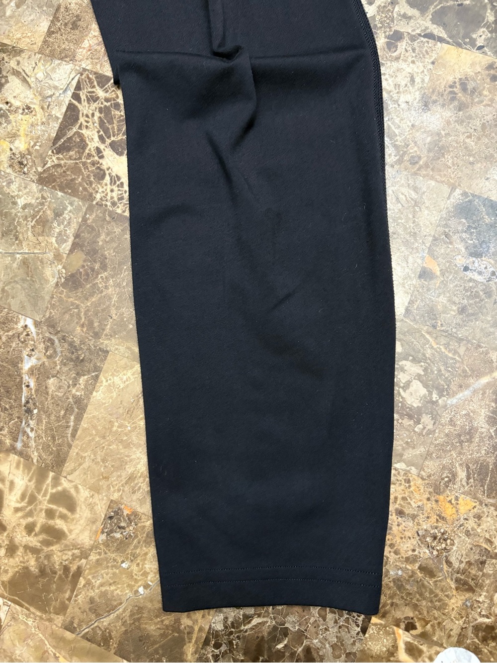 Gymshark High-Waist Black Performance Leggings medium - Picture 3 of 7